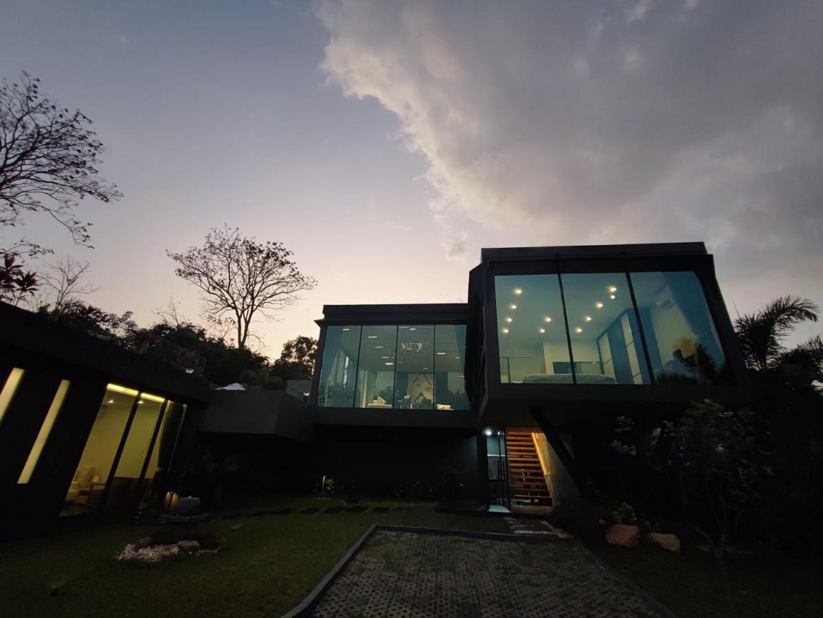Villa Obsidian, With Staff, Sea View And Walk To Choeng Mon Beach Ngoại thất bức ảnh