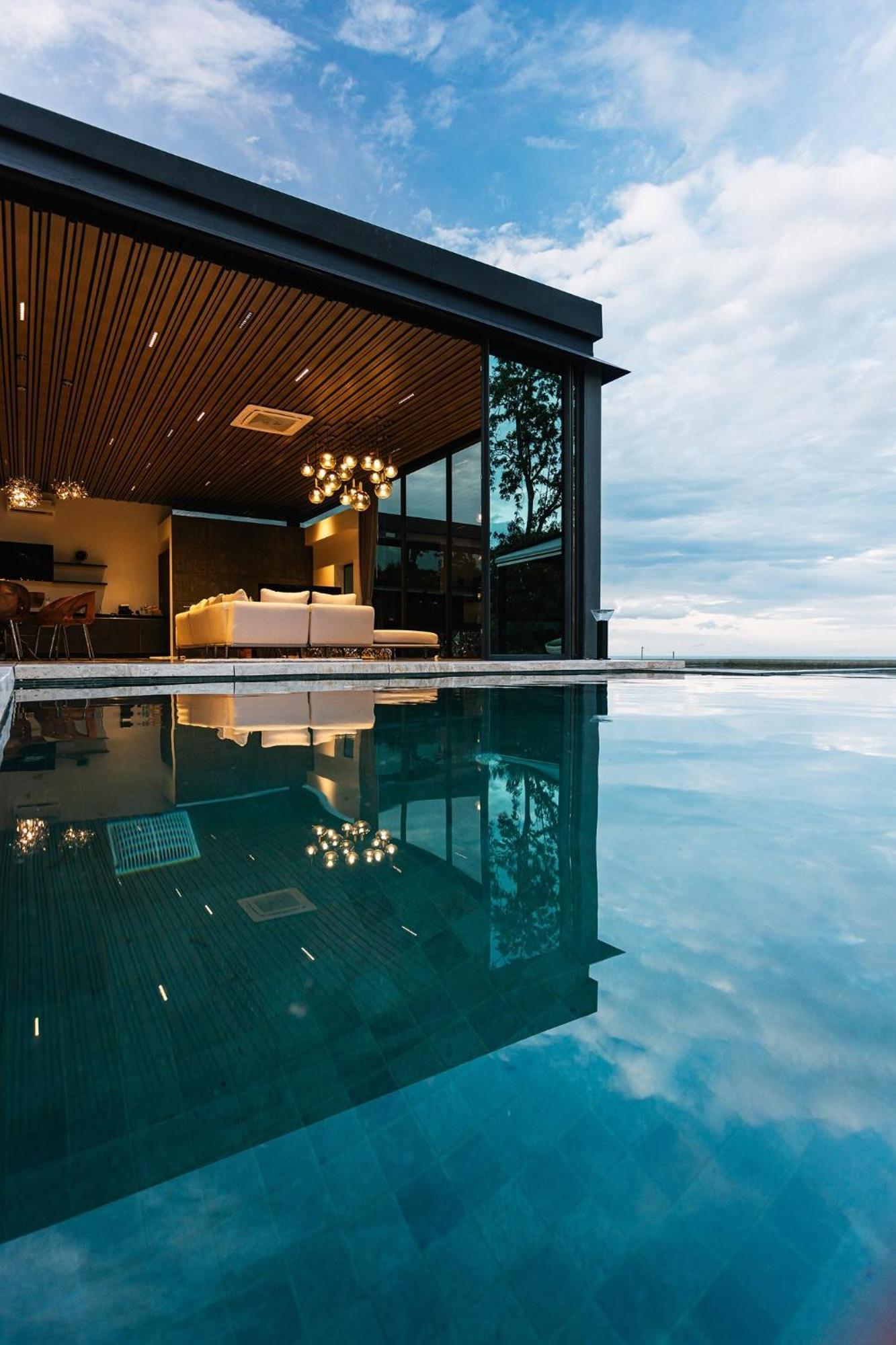 Villa Obsidian, With Staff, Sea View And Walk To Choeng Mon Beach Ngoại thất bức ảnh